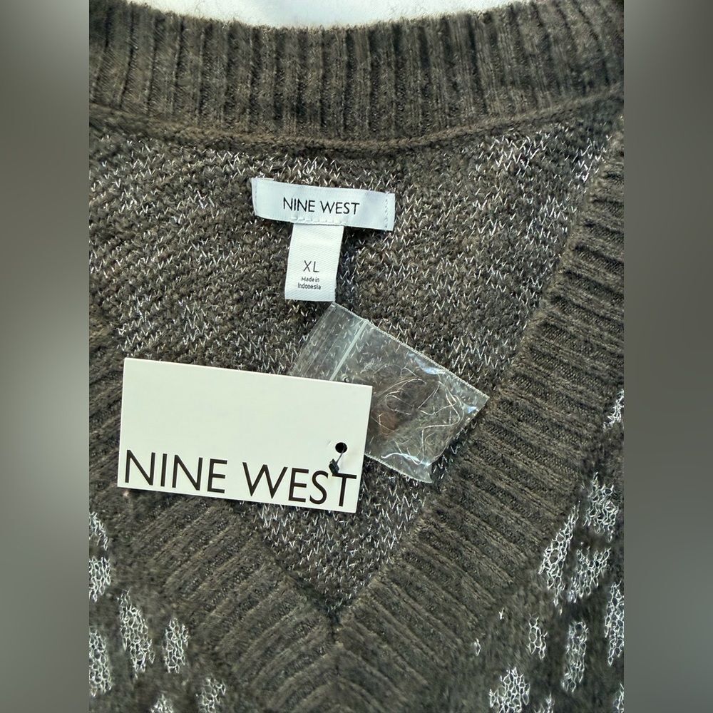 NINE WEST Womens Gray Leopard Metallic Print V-Neck Tunic Sweater Size XL Cozy - Picture 2 of 12
